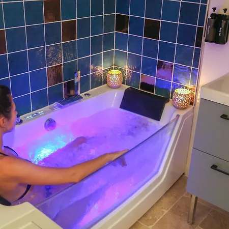 Cine Cathedrale Parking Beffroi Amiens